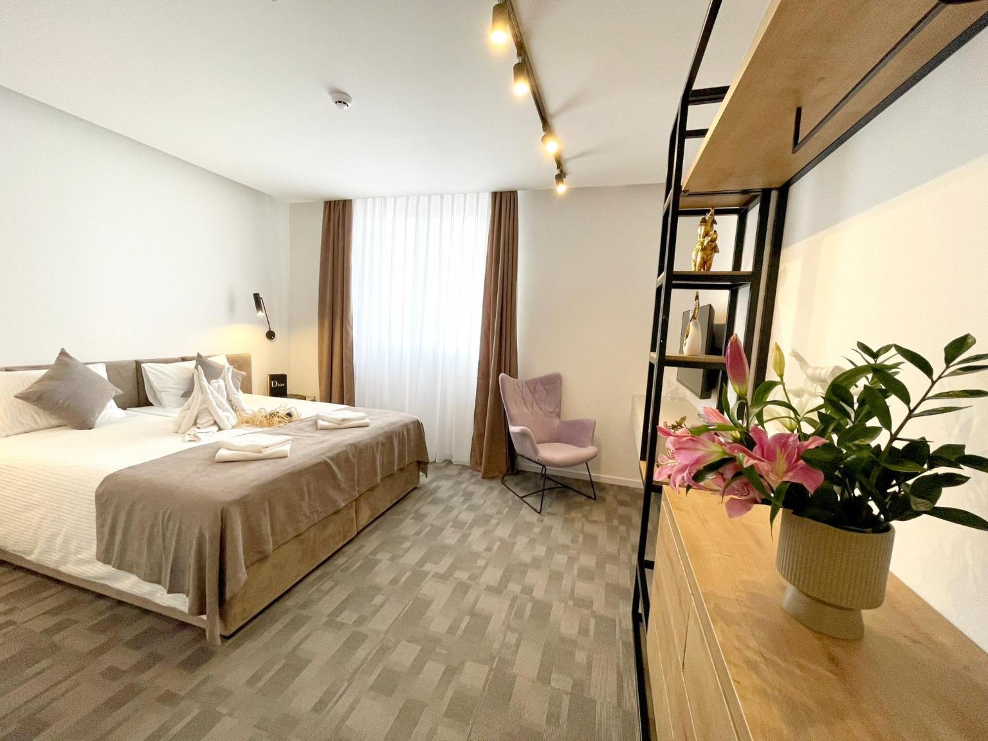 Hotel Npl Code Naselje Starosjedilaca 外观 照片